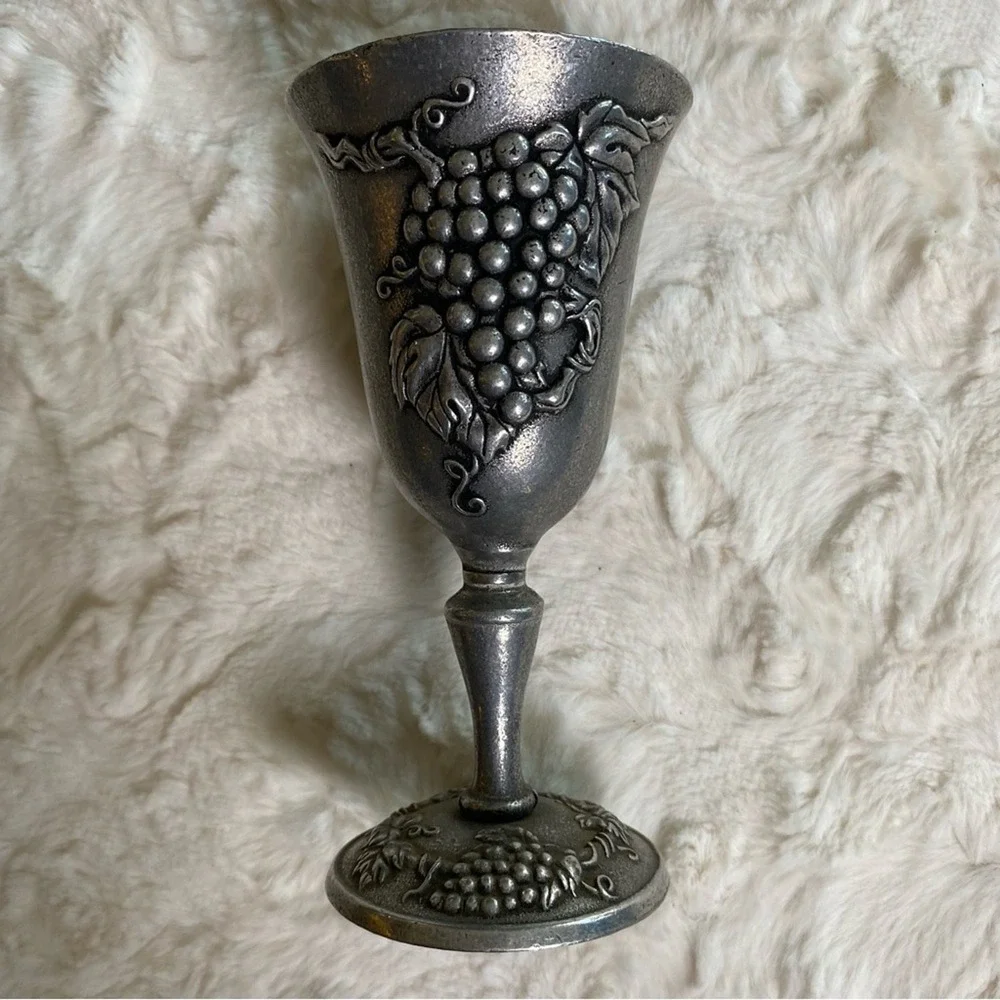Carson Statesmetal Pewter Goblet‎ Chalice Grape Bunch Cup Wine Medieval Decor